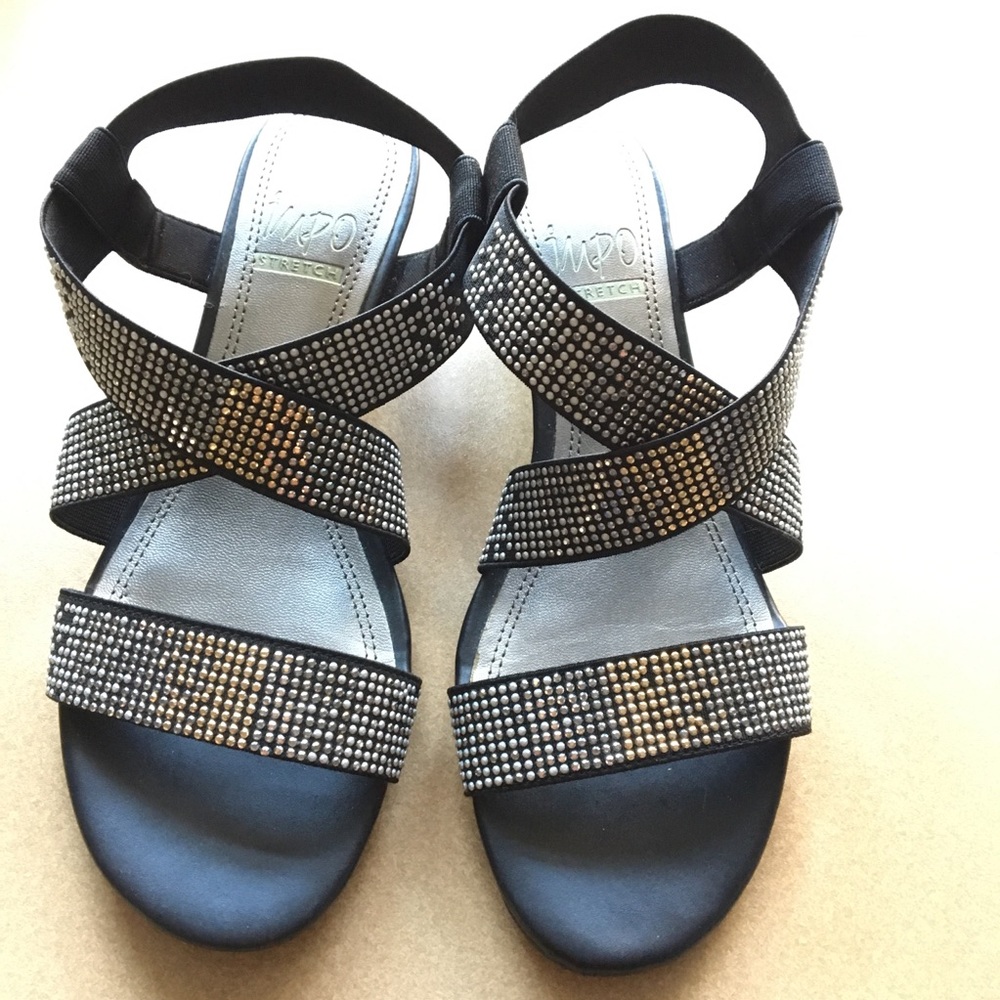 EMBELLISHED BLACK SANDALS SIZE 6.5